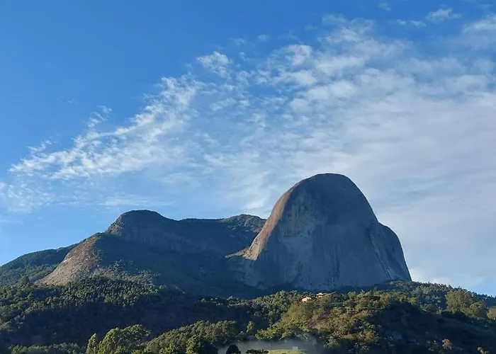 Casa Em Pedra Azul