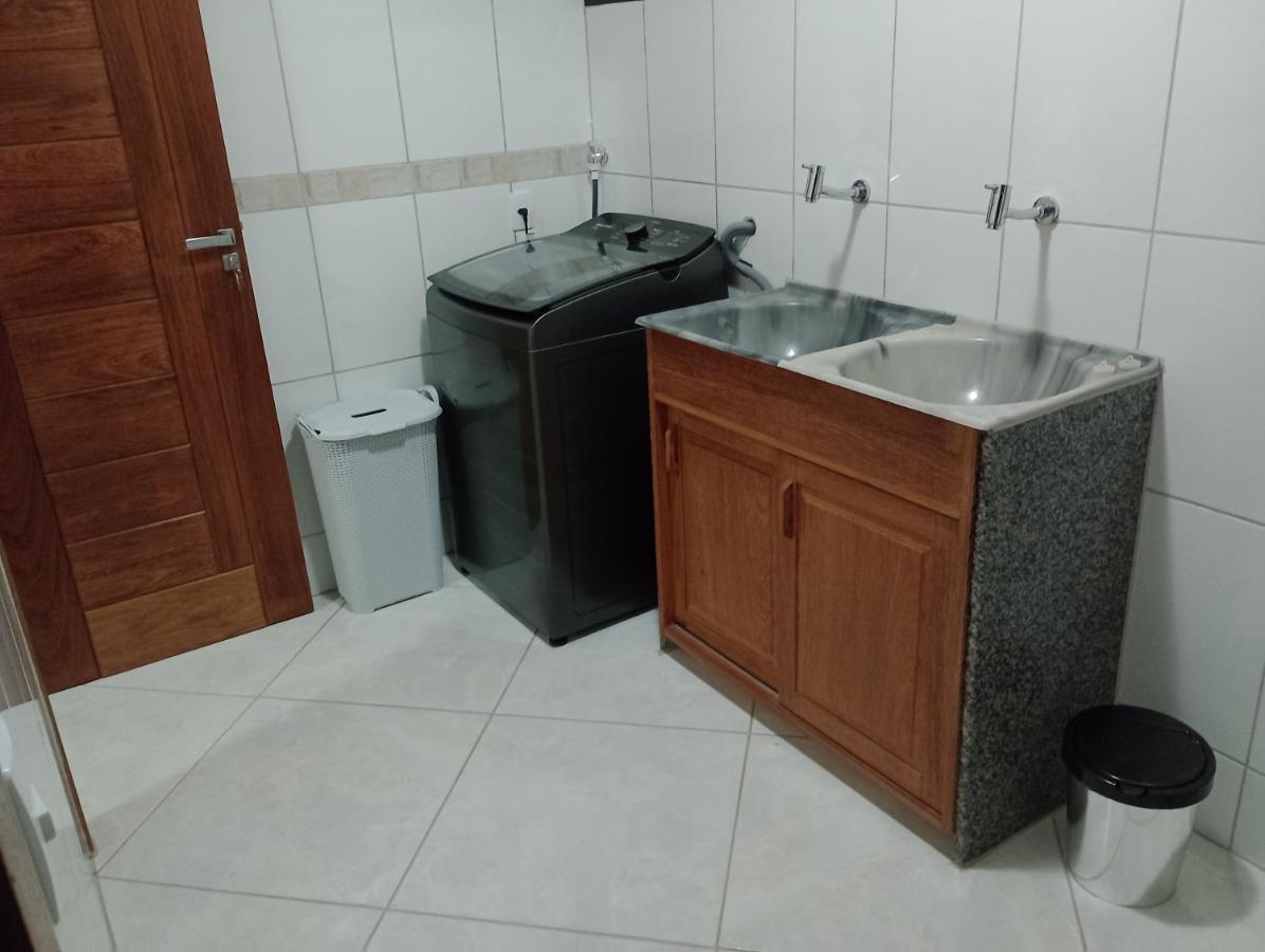Casa Em Pedra Azul *